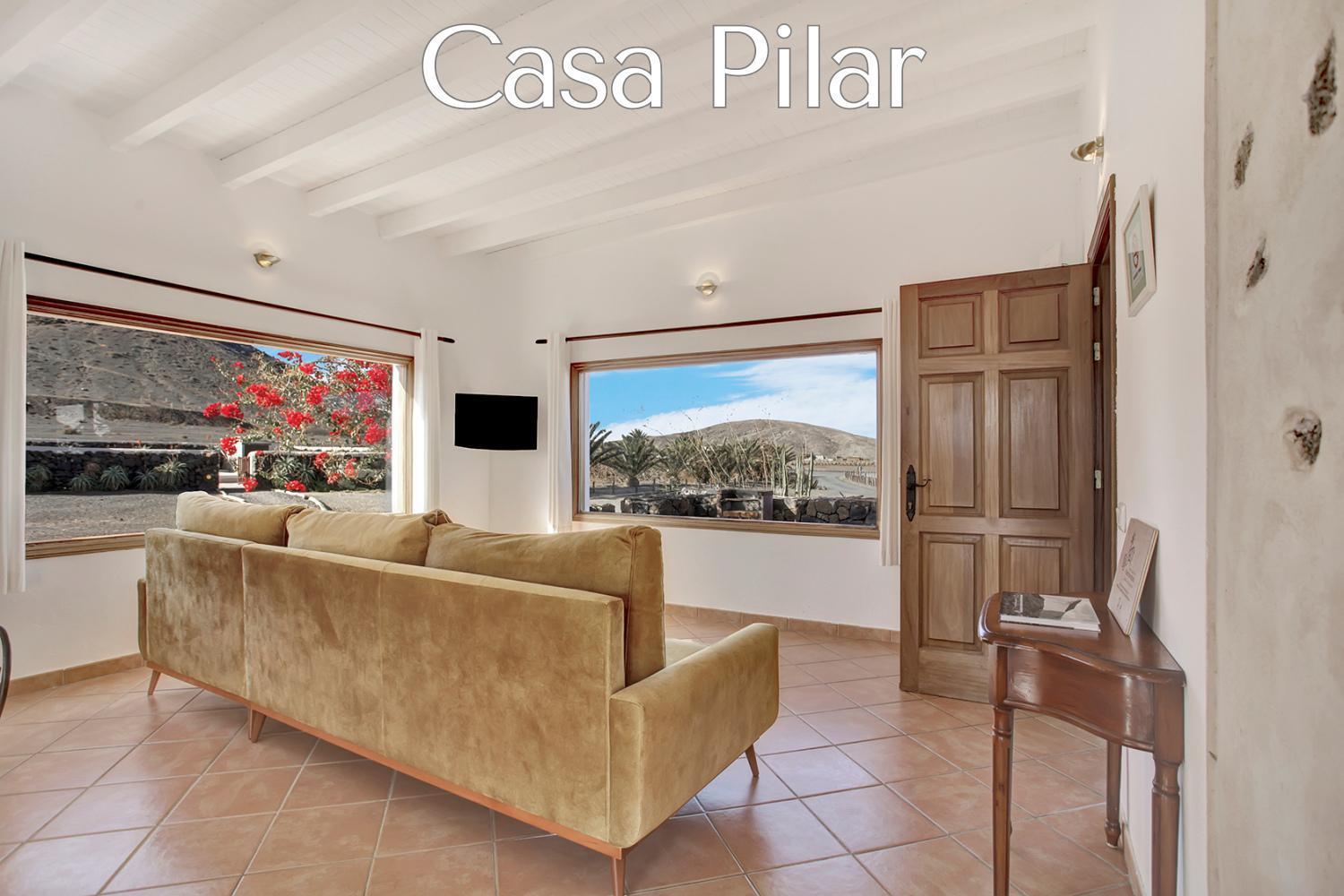 Casa Pilar, Aurora Y Tarabilla En Finca Ecologica Teguitar Exterior photo